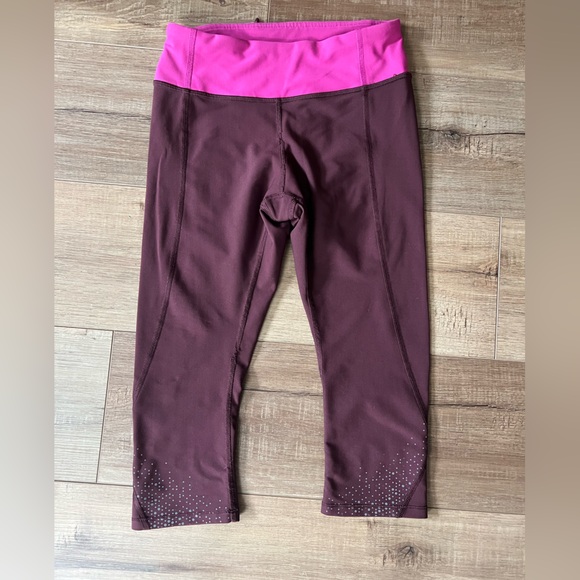 Lululemon Tight Stuff Crop Bordeaux Drama /Raspberry Size 4 Leggings - Picture 4 of 7